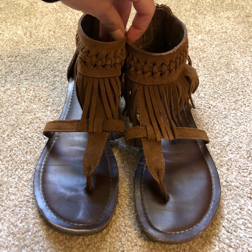 Minnetonka Sandals